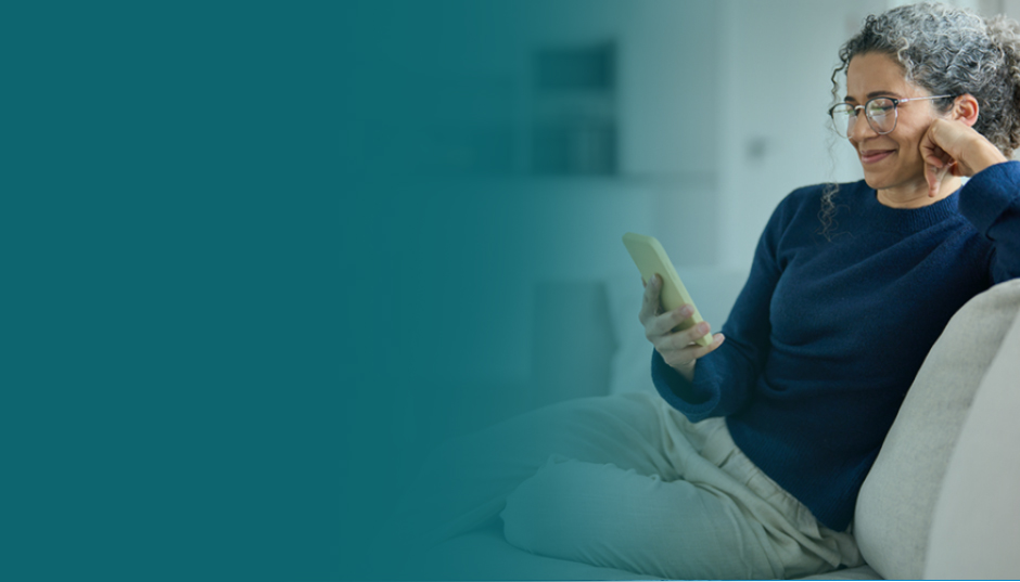 Cliente buscando asesoría para cumplir sus obligaciones financieras